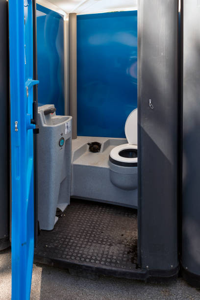 Best Portable restroom trailer rental  in Wynnewood, OK